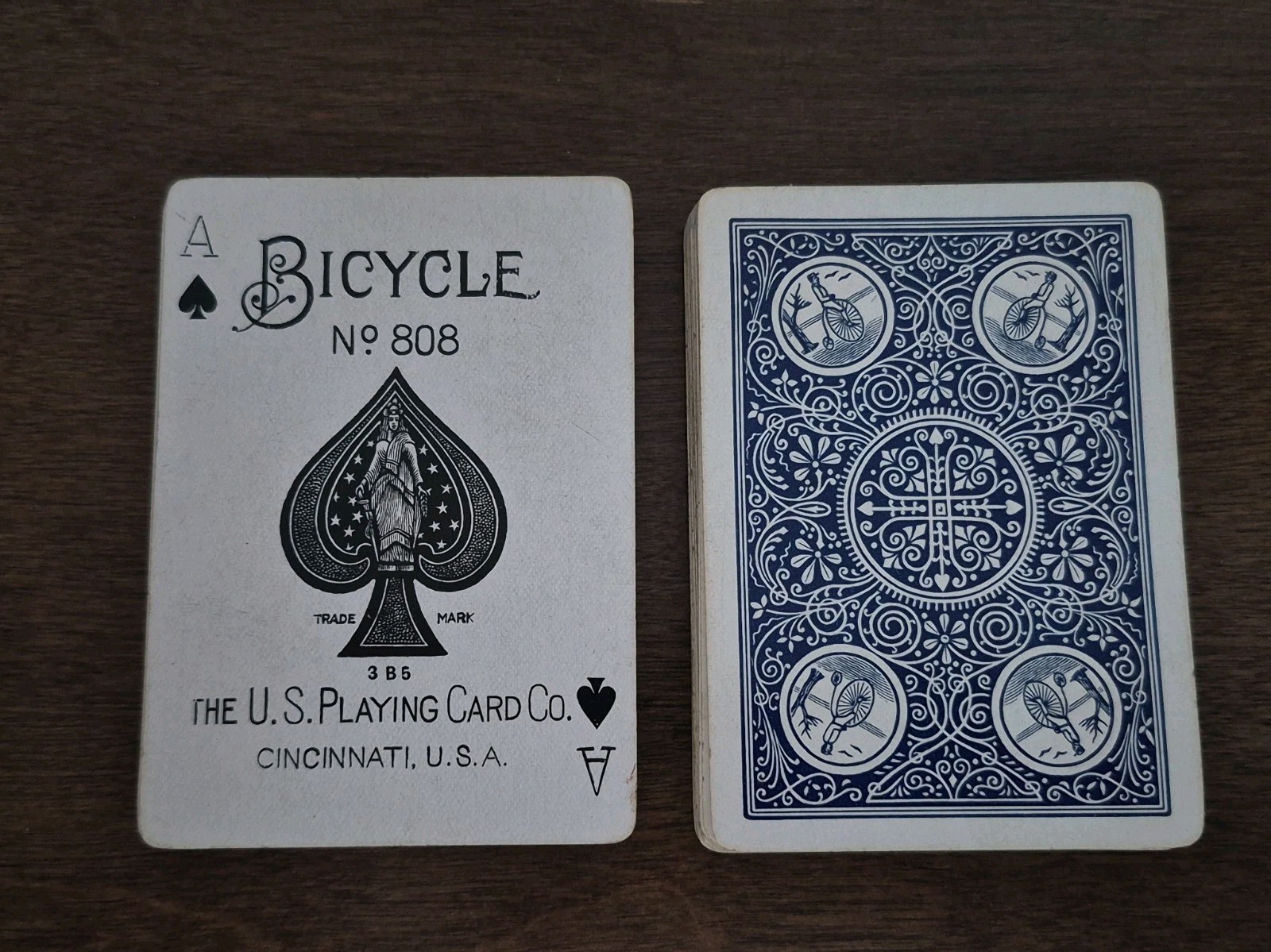 Vintage  c1899-1905 Bicycle Playing Cards, Blue Expert Back, No Box