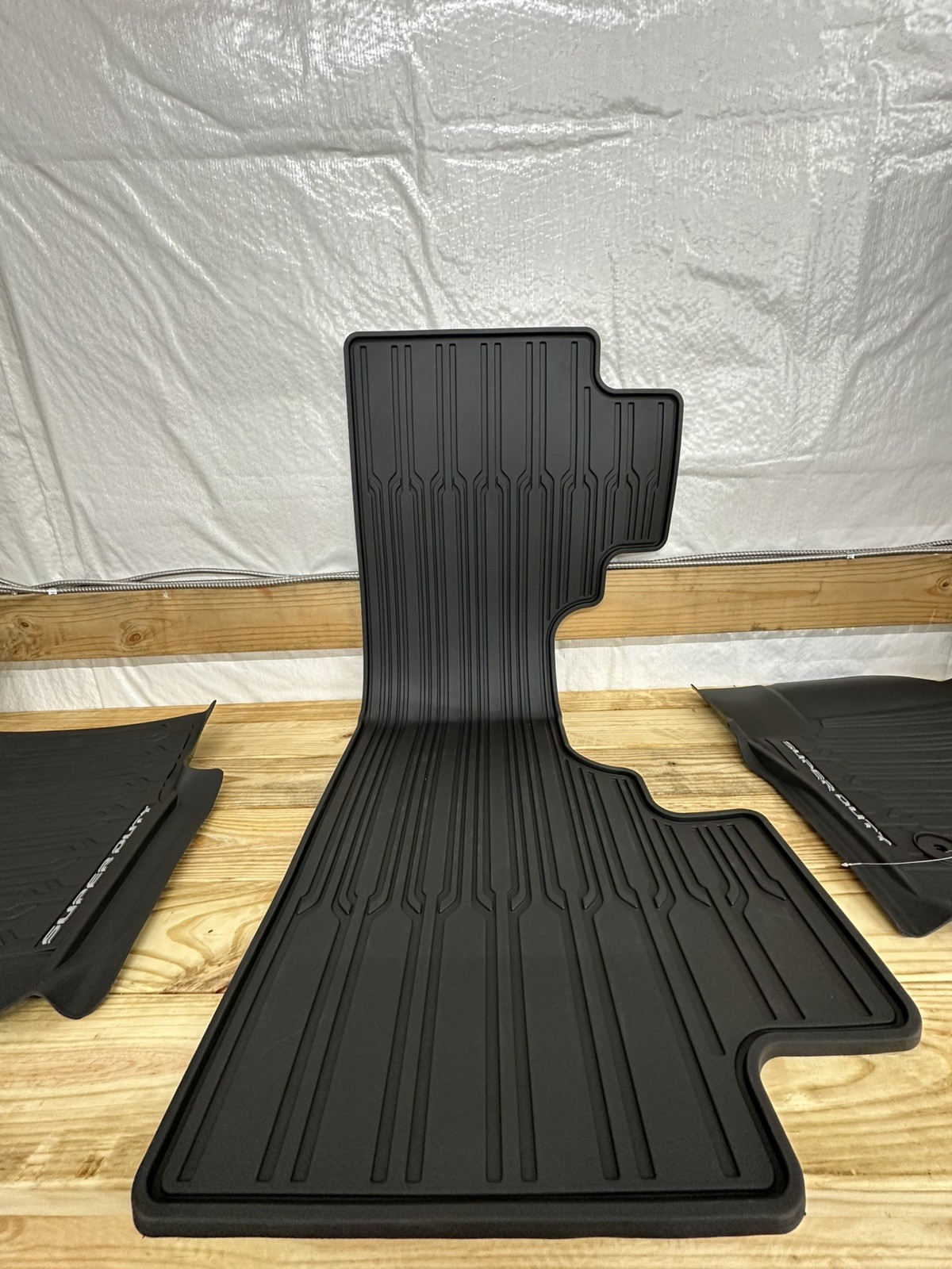 23-26 Super Duty OEM Ford Floor Mat Set 3pc Extended/Crew w/CARPET with STORAGE 23-26 Super Duty OEM Ford Floor Mat Set 3pc Extended/Crew w/CARPET with STORAGE