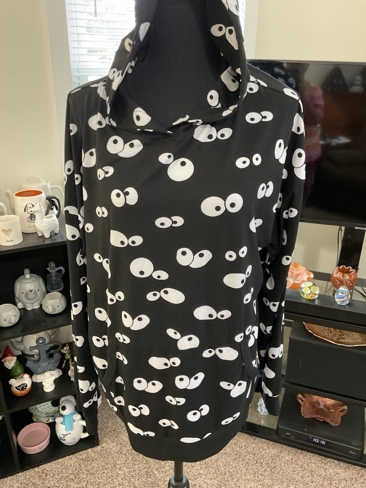 Lildy Super Soft Hoodie Black With White Goggley Eyes SZ L-XL