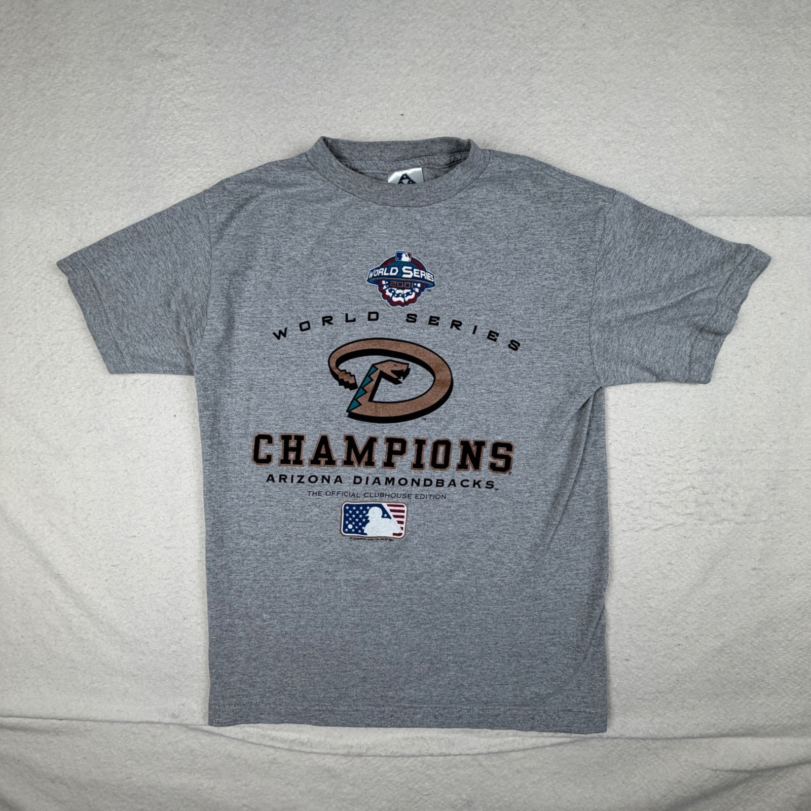 Vintage Arizona Diamondbacks 2001 World Series Champions T-Shirt Gray AAA Medium Vintage Arizona Diamondbacks 2001 World Series Champions T-Shirt Gray AAA Medium
