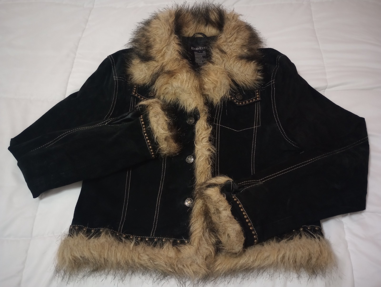 Vintage Bebe Leather Jacket with Faux Fur Trim- Excellent Condition- No Flaws Vintage Bebe Leather Jacket with Faux Fur Trim- Excellent Condition- No Flaws