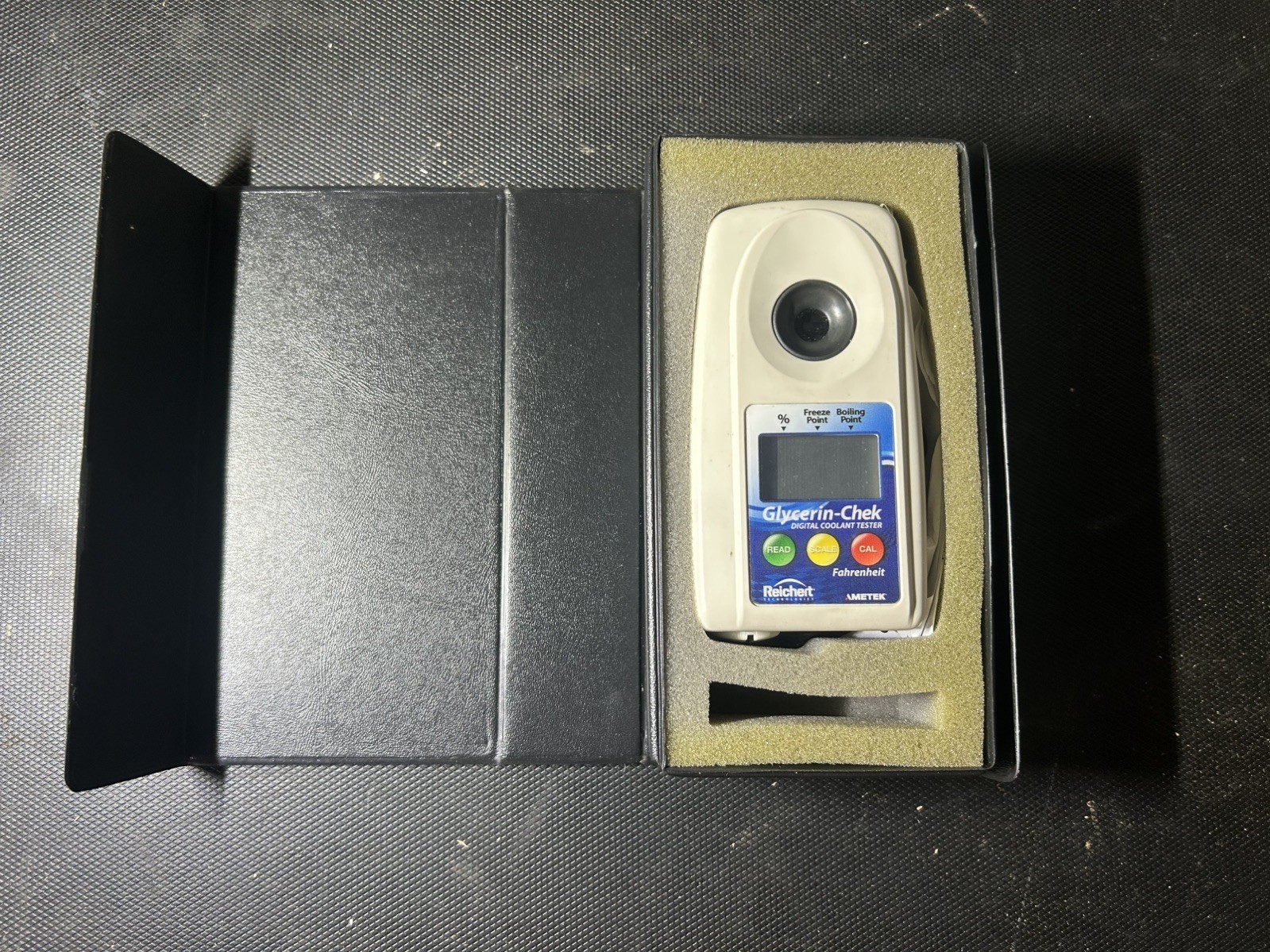 REICHERT 13940022 Digital Refractometer,Hand Held,1-7/64\