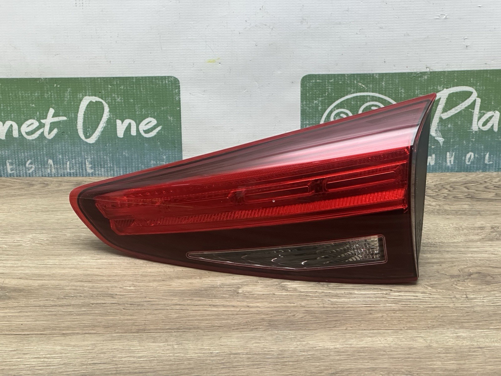 2019-2021 Hyundai Tucson Right Inner LED Tail Light Taillight 92404-D3500 OEM