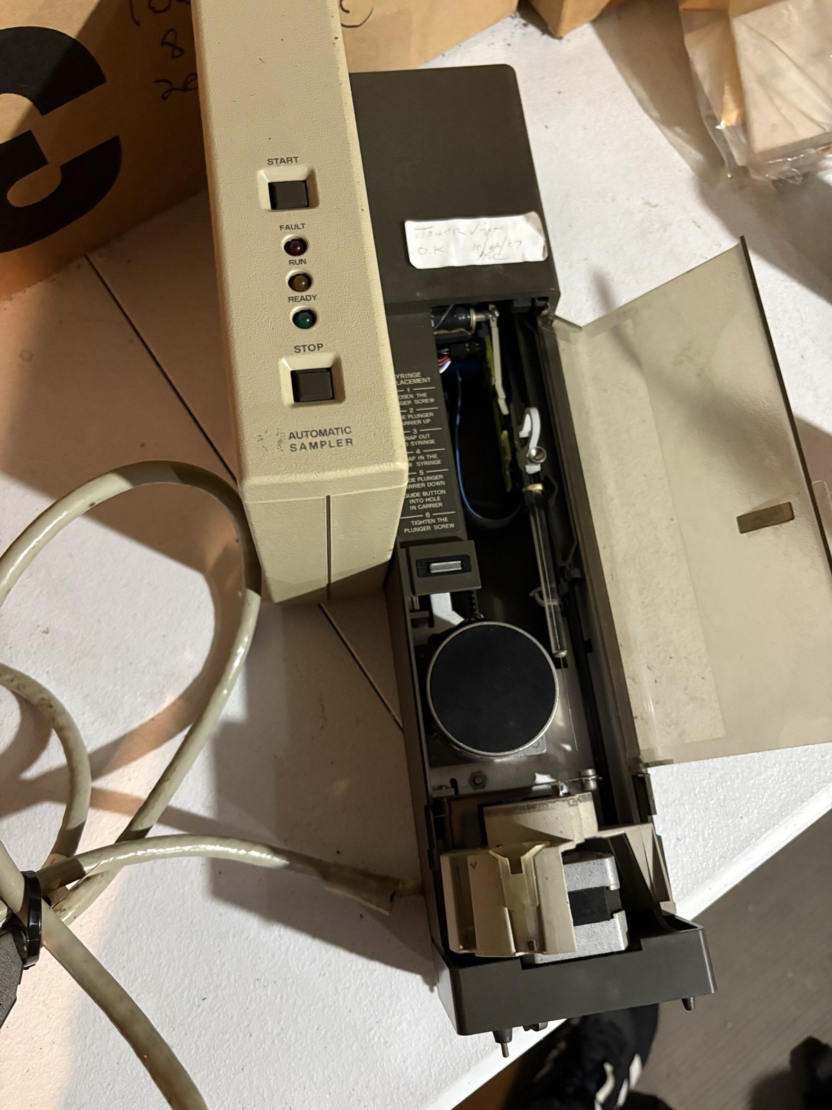 HP Hewlett Packard 7673A Automatic Sampler GC Autosampler Gas Chromatograph