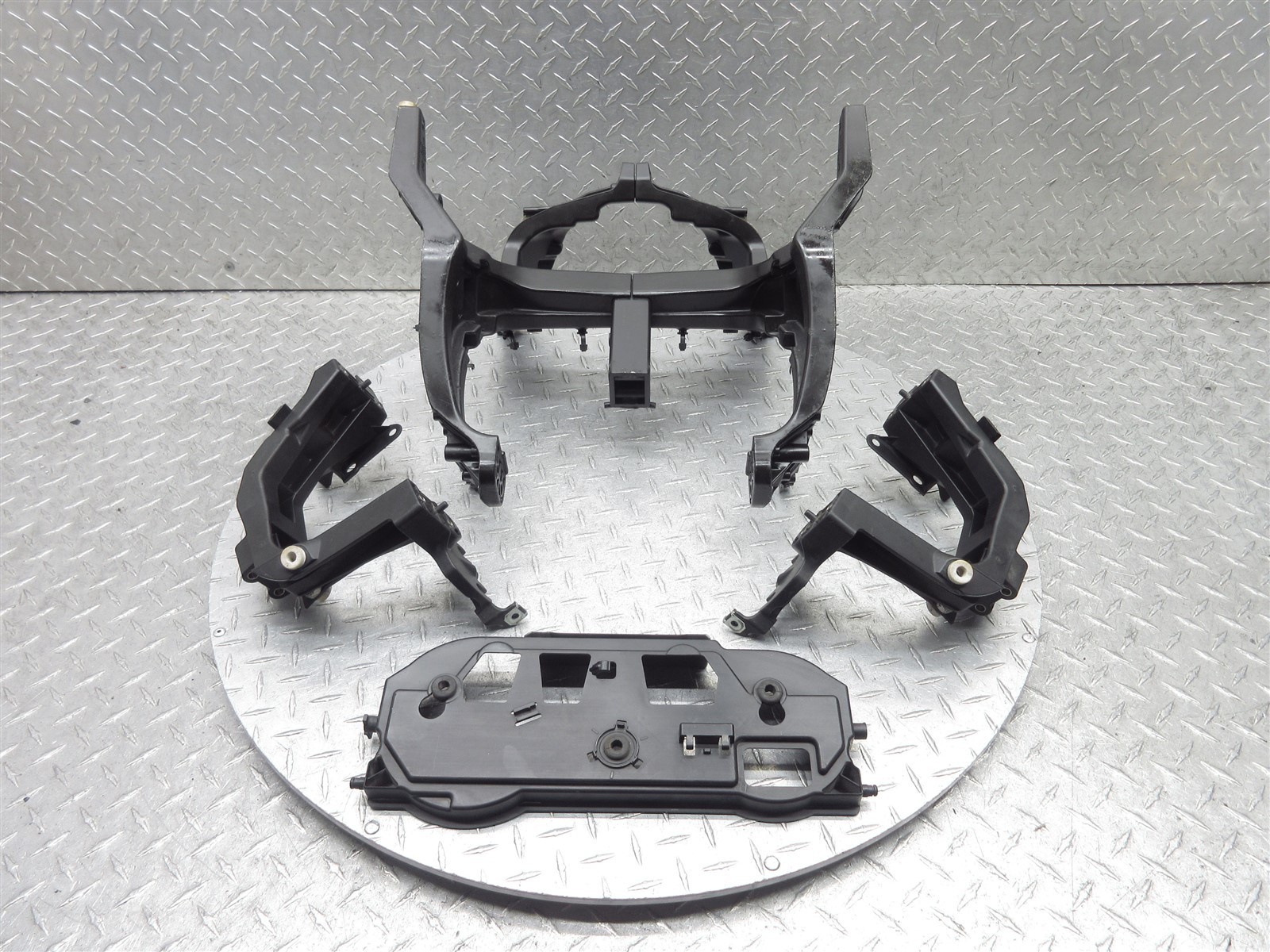 2015 14-18 BMW R1200 R1200RT OEM Front Upper Bracket Support Subframe Stay Lot