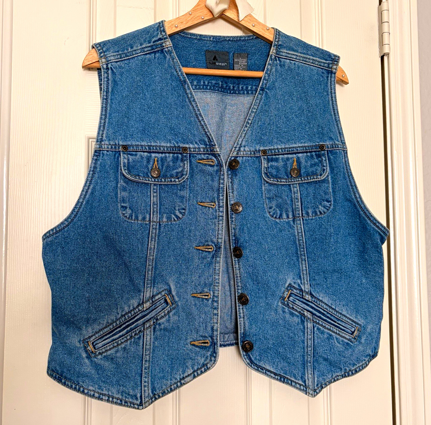 90’s Vintage Lizwear Women\'s Denim Vest w/ Pockets, Size L 90’s Vintage Lizwear Women\'s Denim Vest w/ Pockets, Size L