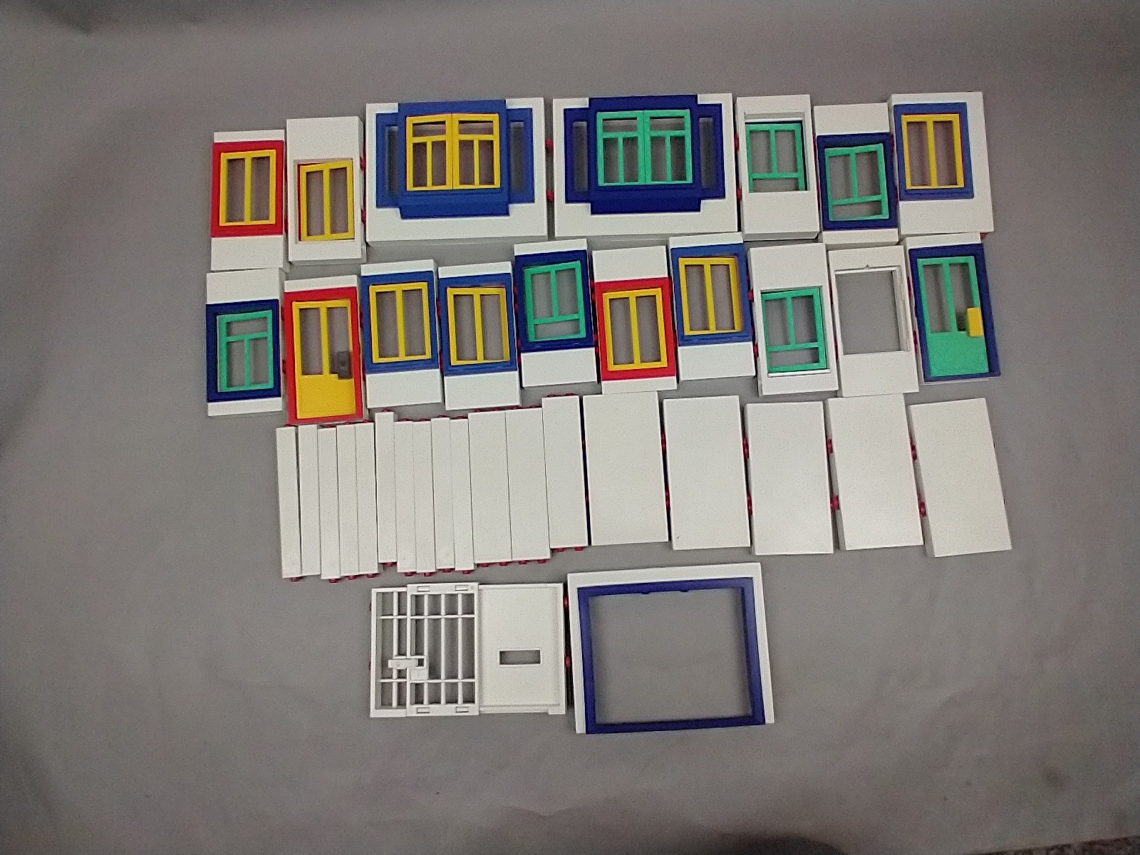 Playmobil System X White Wall Column Windows And Door 37 Panels Lot 4.75\