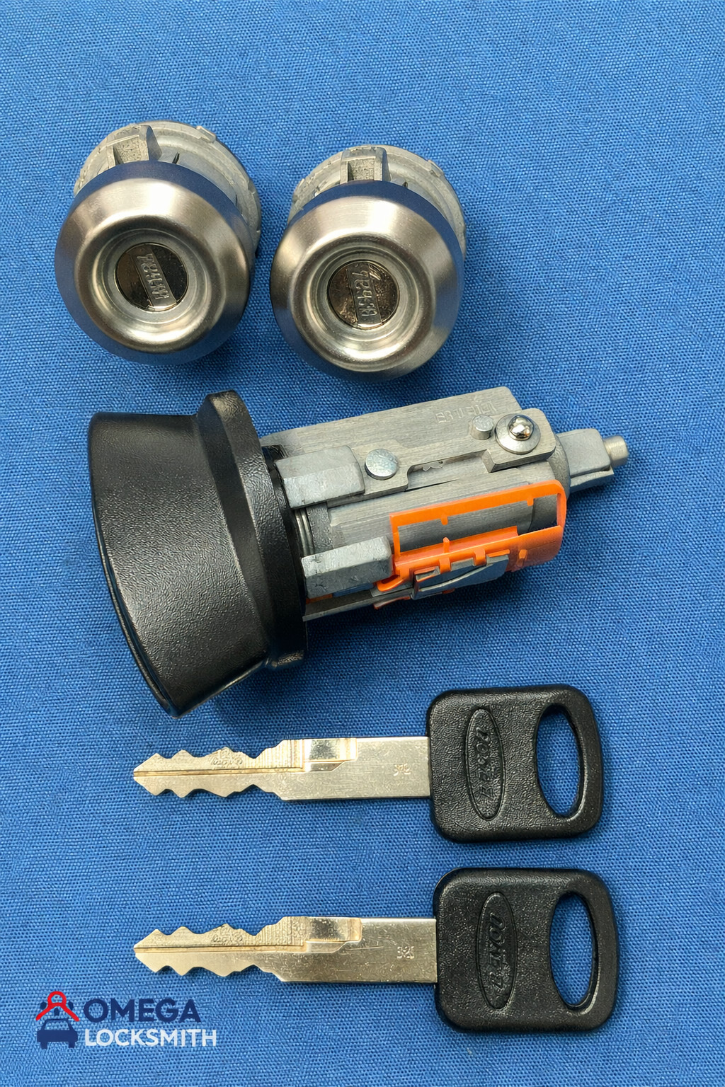 1999-2007 Ford F250-F550 Ignition Cylinder & 2 Door Locks with Ford Key Original