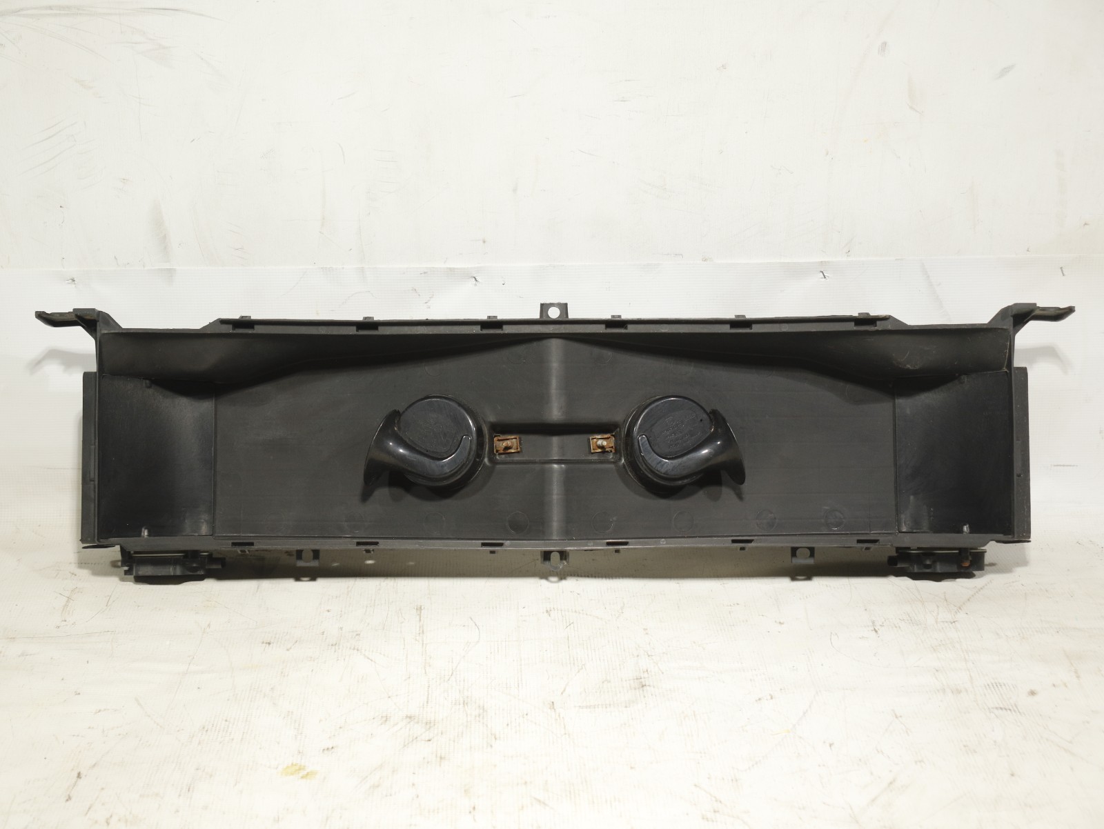 2012-2016 Tesla Model S Active Louver Center Grille Shutter OEM 1007256-00-K 2012-2016 Tesla Model S Active Louver Center Grille Shutter OEM 1007256-00-K