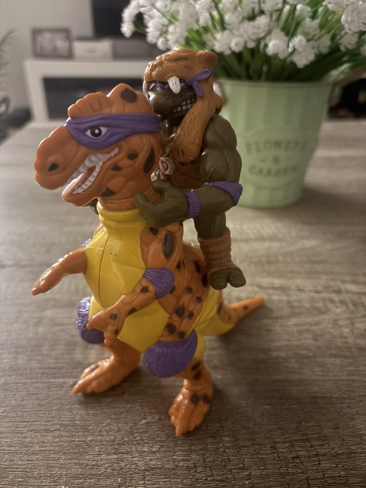 TMNT 1993 Playmates Ninja Turtles Cave Don Trippy Tyrannosaurus Missing Saddle TMNT 1993 Playmates Ninja Turtles Cave Don Trippy Tyrannosaurus Missing Saddle