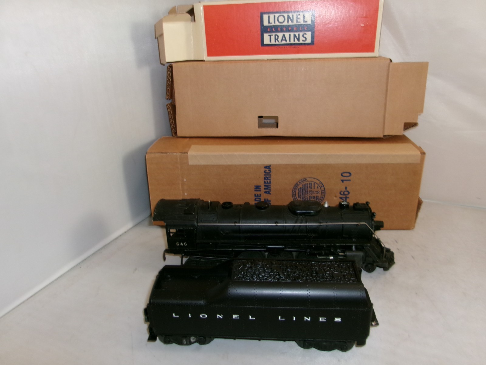 Lionel Postwar 646 loco w/ 2046W tender c1950s c7 runs/whistles in repro boxes Lionel Postwar 646 loco w/ 2046W tender c1950s c7 runs/whistles in repro boxes