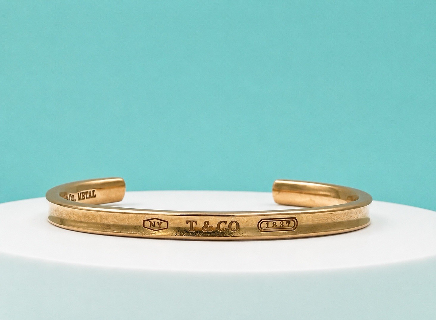 Tiffany & Co. 1837 Cuff Bracelet Gold Classic Design Engraved METAL