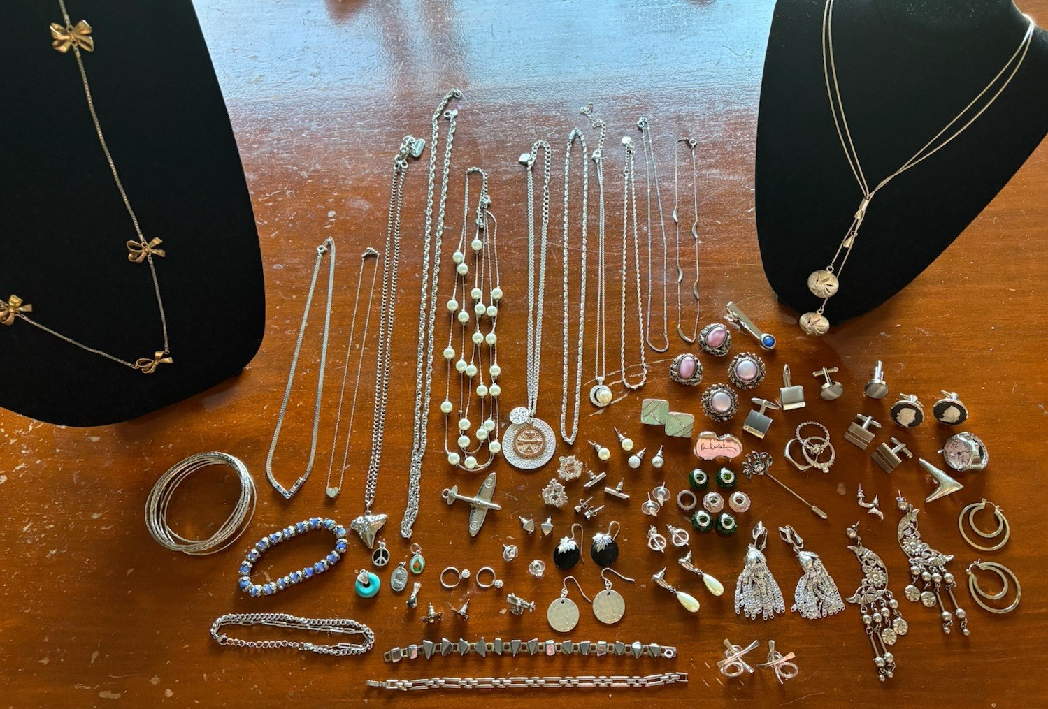 Vintage Silver Jewellery Bulk Lot incl. Sterling Silver & circa 1930’s - 1970’s Vintage Silver Jewellery Bulk Lot incl. Sterling Silver & circa 1930’s - 1970’s