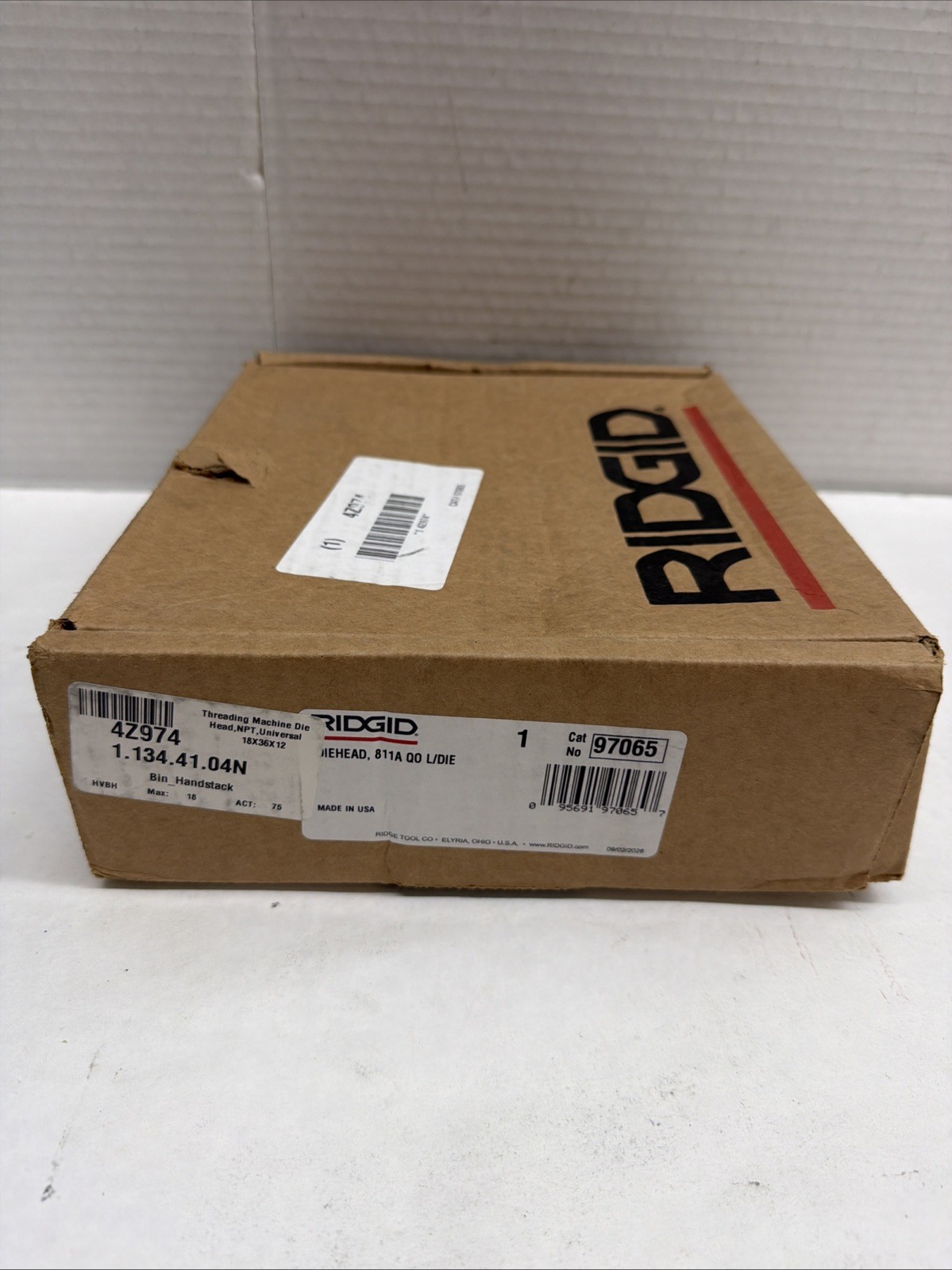 Ridgid 97065 811A Universal Quick Opening Right Hand Oiling Die head 1/8 -2 Ridgid 97065 811A Universal Quick Opening Right Hand Oiling Die head 1/8 -2