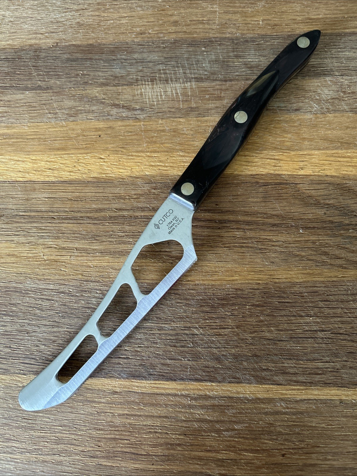 Cutco Cheese Knife 1764 KQ Cutco Cheese Knife 1764 KQ