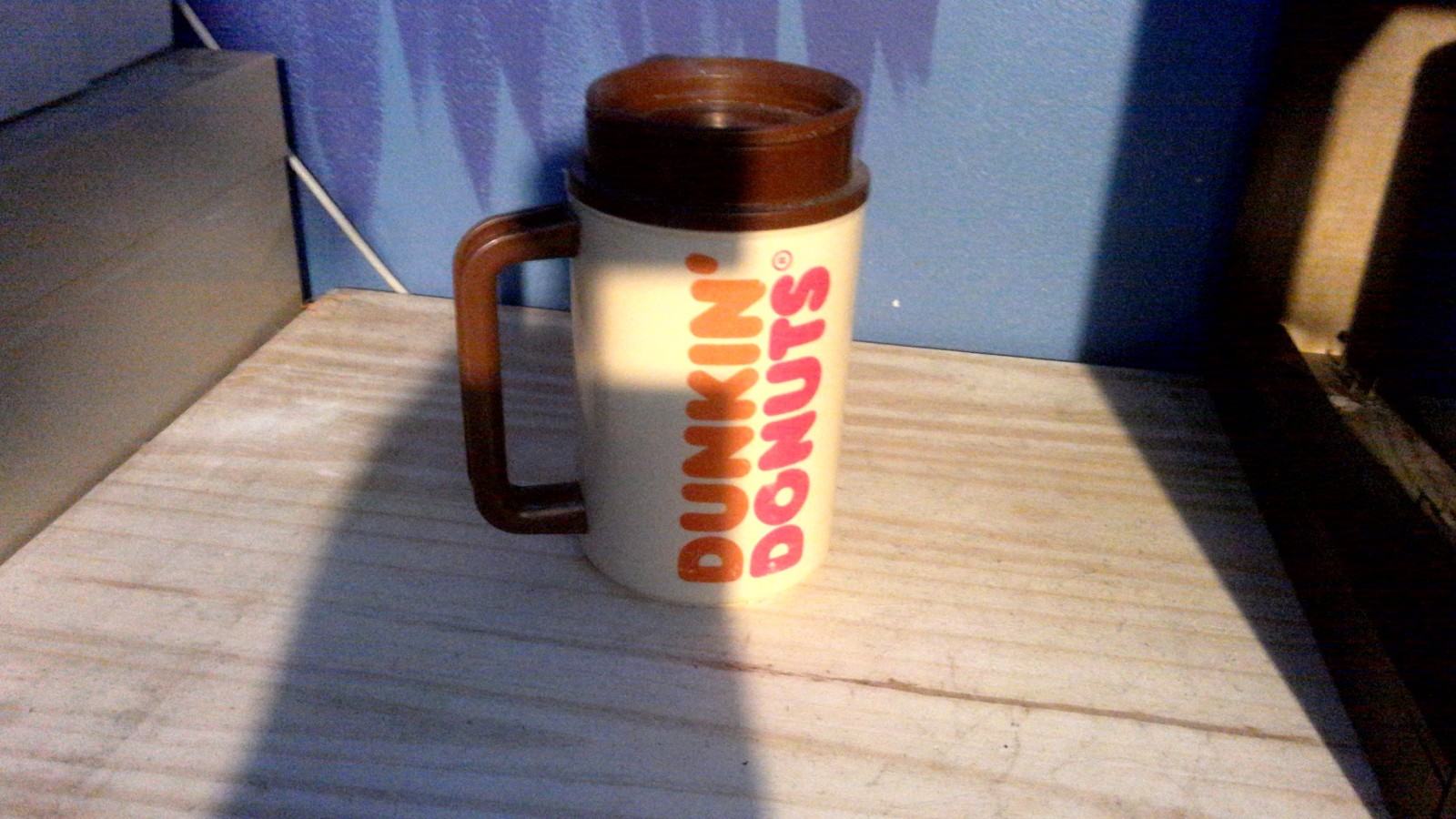 Vintage 1980’s Dunkin Donuts Giant Coffee Travel Mug Thermo Hot/Cold 24oz Vintage 1980’s Dunkin Donuts Giant Coffee Travel Mug Thermo Hot/Cold 24oz