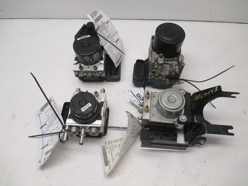 Sierra 2500 ABS Anti Lock Brake Actuator Pump OEM 109K Miles - LKQ456382552