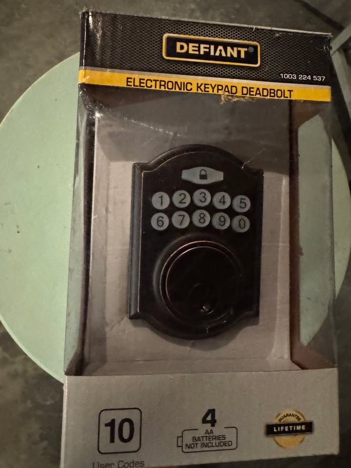Defiant Electronic Keypad Deadbolt Aged Bronze — New Open Box Defiant Electronic Keypad Deadbolt Aged Bronze — New Open Box