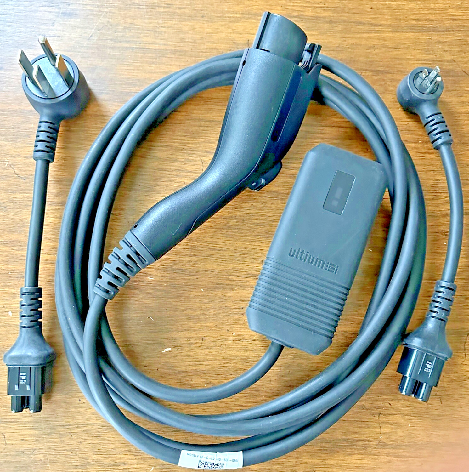 2022 - 2027 GMC Sierra EV Charger electric Pickup Charging Cable Charge Cord 32A