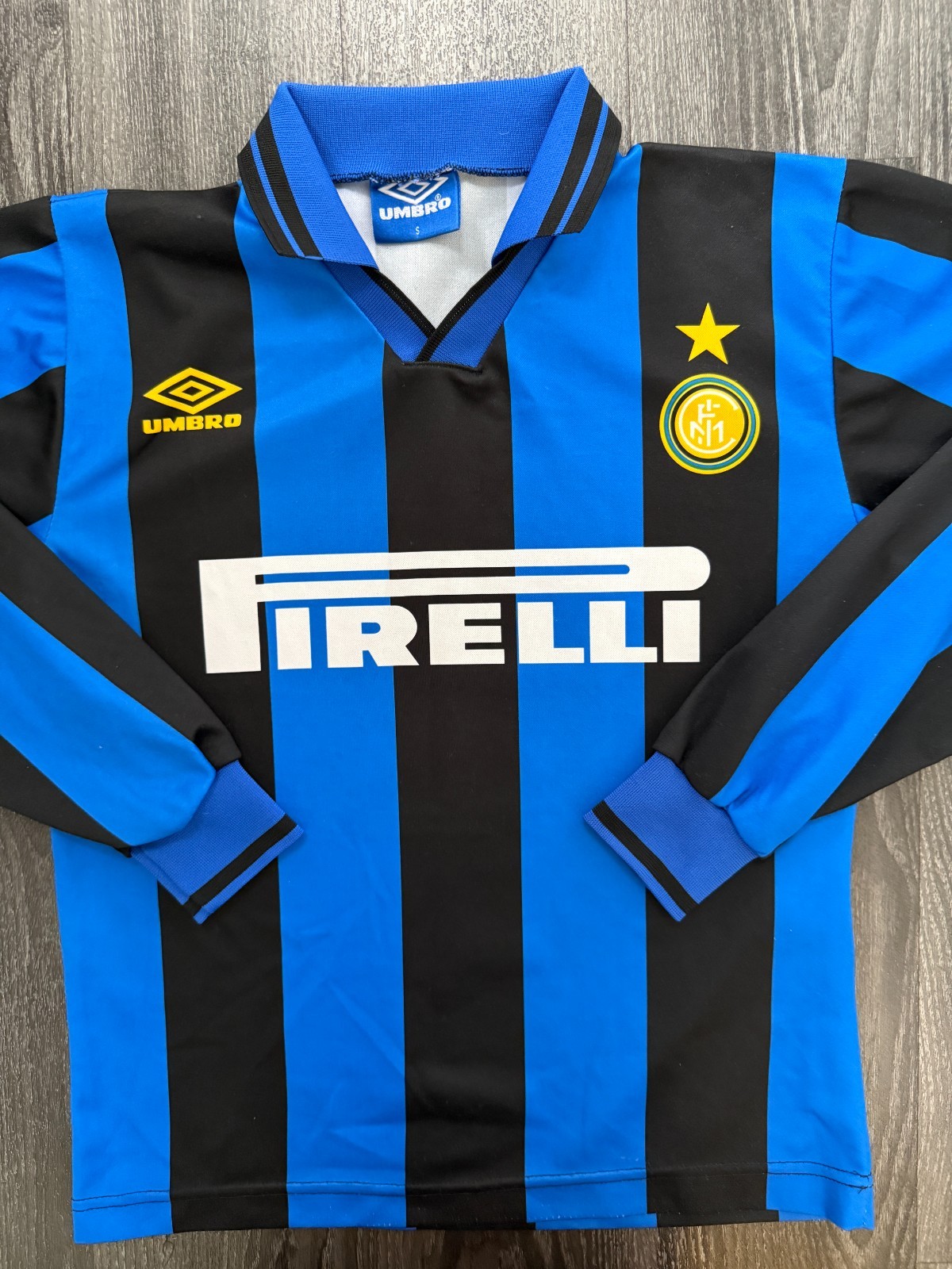 Original Basic Umbro Inter Milan 1995/1996 Home Shirt Mens Small