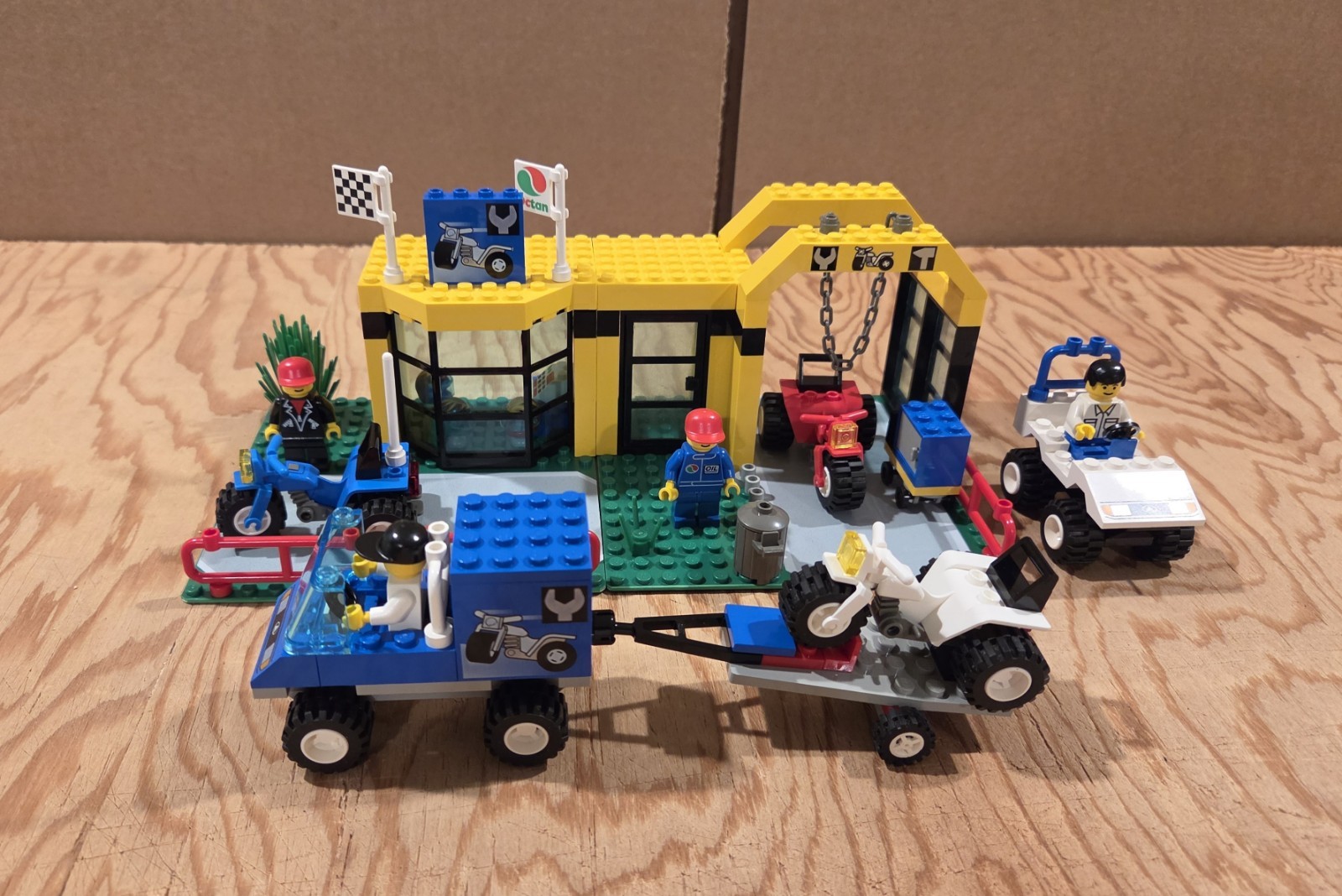 LEGO set 6426, City Super Cycle Center, USED LEGO set 6426, City Super Cycle Center, USED