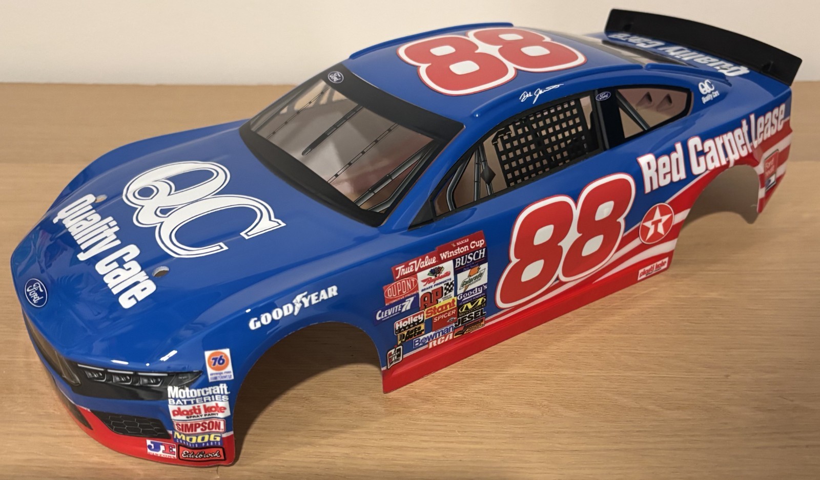 1/12 Custom Dale Jarrett Quality Care Ford Mustang Losi Nascar RC Body 1/12 Custom Dale Jarrett Quality Care Ford Mustang Losi Nascar RC Body