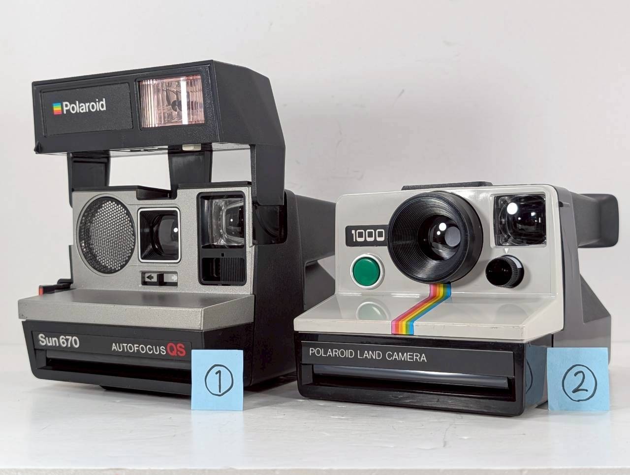 [As-is For parts] Polaroid Instant Camera Set Sun 670 AutoFocus QS + 1000 Camera