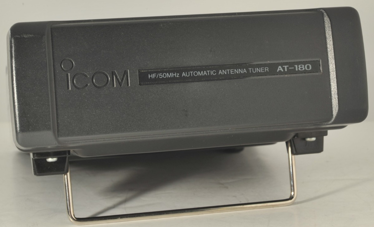 Icom AT-180 HF/50MHz Automatic Antenna Tuner - Excellent Icom AT-180 HF/50MHz Automatic Antenna Tuner - Excellent