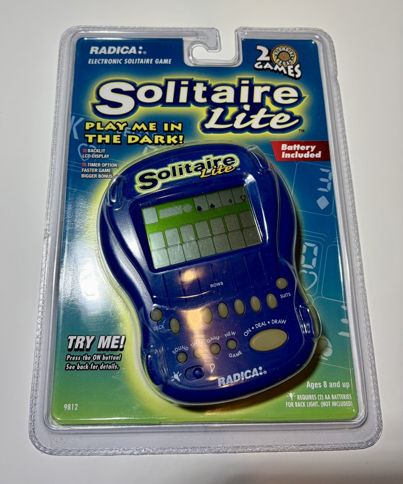 New Sealed Radica Electronic Solitaire Lite Handheld Pocket Game Vintage 1997
