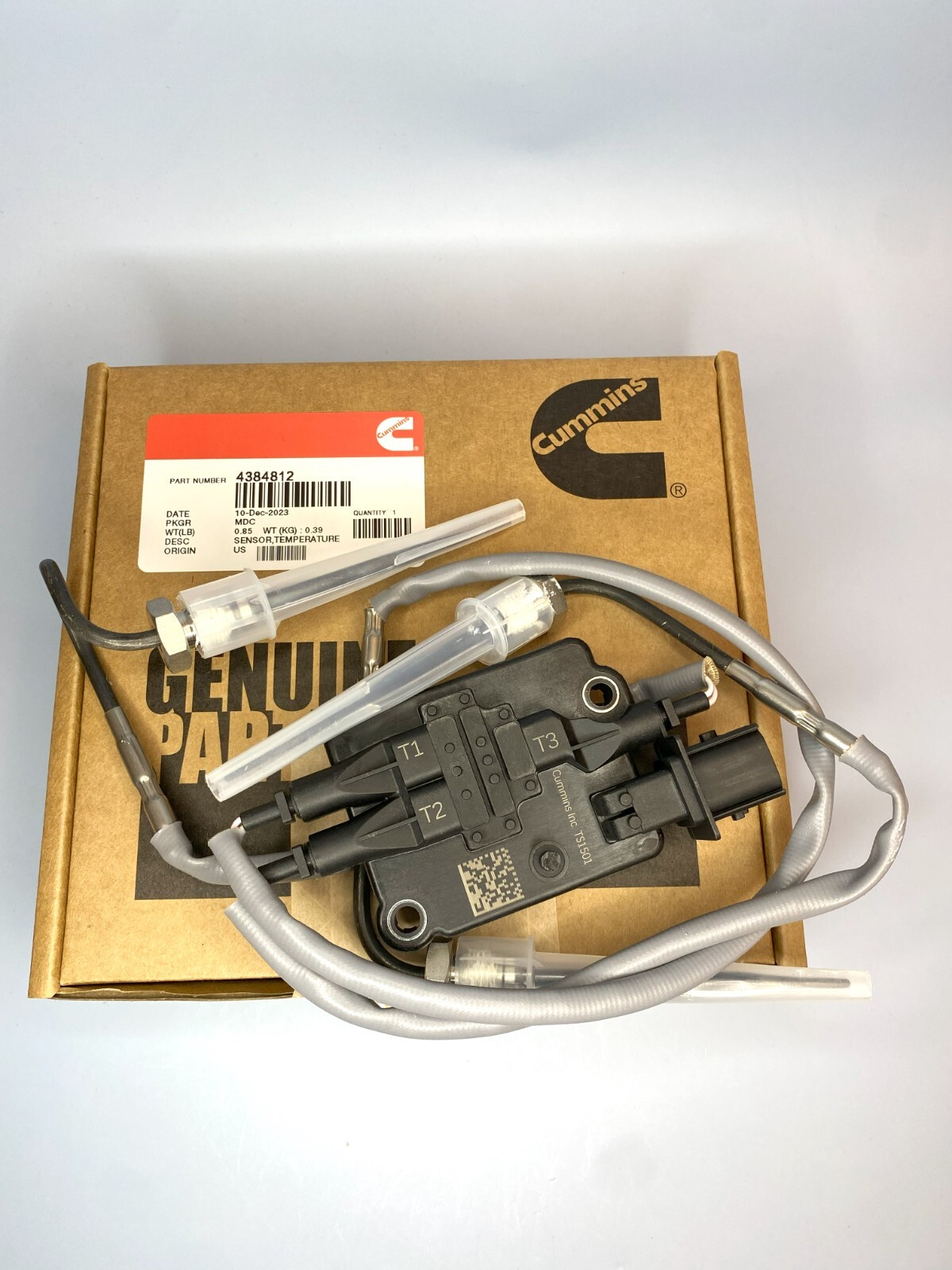 Genuine Cummins OEM Temperature Sensor 4384812 Genuine Cummins OEM Temperature Sensor 4384812