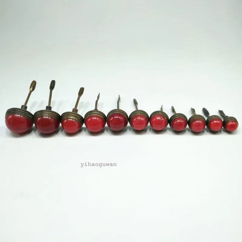 11 Pieces of Chinese Antique Red Snuff Bottle Lids In Both Large and Small Si 11 Pieces of Chinese Antique Red Snuff Bottle Lids In Both Large and Small Si