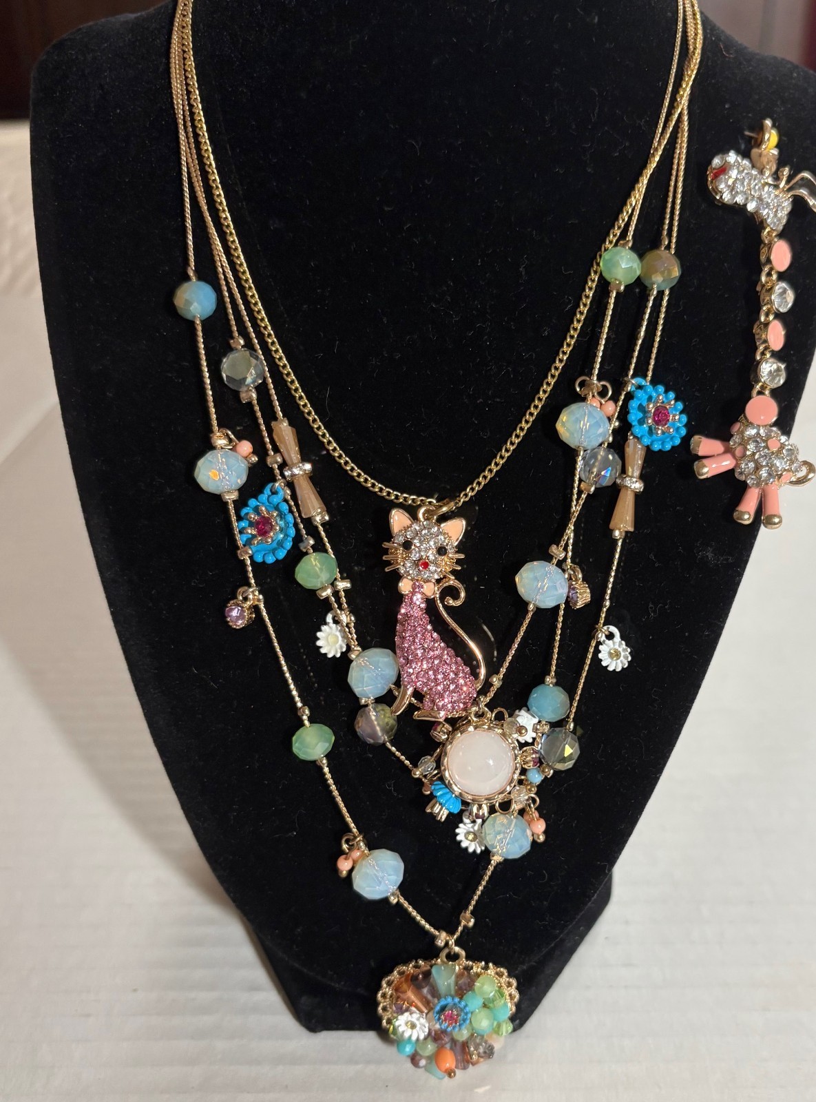 Betsey Johnson 3 Piece Jewelry Lot - Necklace and 2 Pendants Betsey Johnson 3 Piece Jewelry Lot - Necklace and 2 Pendants