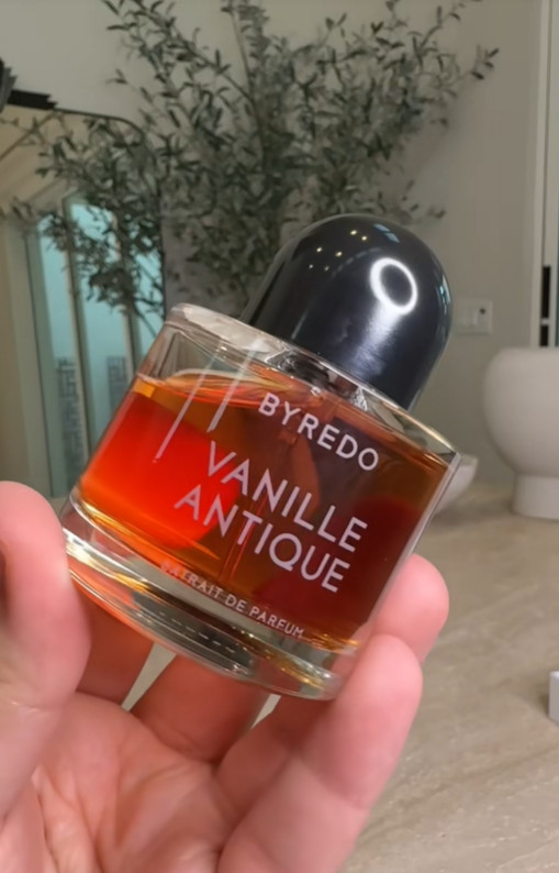 Byredo Vanille Antique EDP 70ml 2.4 Oz Vanilla Woody Unisex Fragrance Spray Byredo Vanille Antique EDP 70ml 2.4 Oz Vanilla Woody Unisex Fragrance Spray