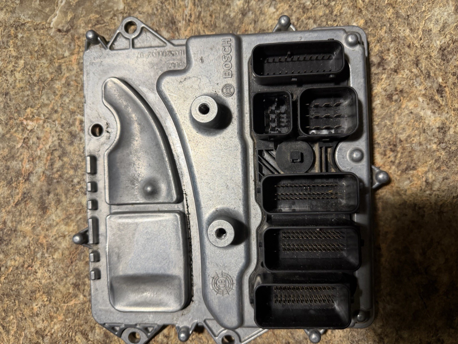 ECU ECM COMPUTER BMW 3.0 L 135i 335i X5 X6 2011 11 2012 12 ECU ECM COMPUTER BMW 3.0 L 135i 335i X5 X6 2011 11 2012 12