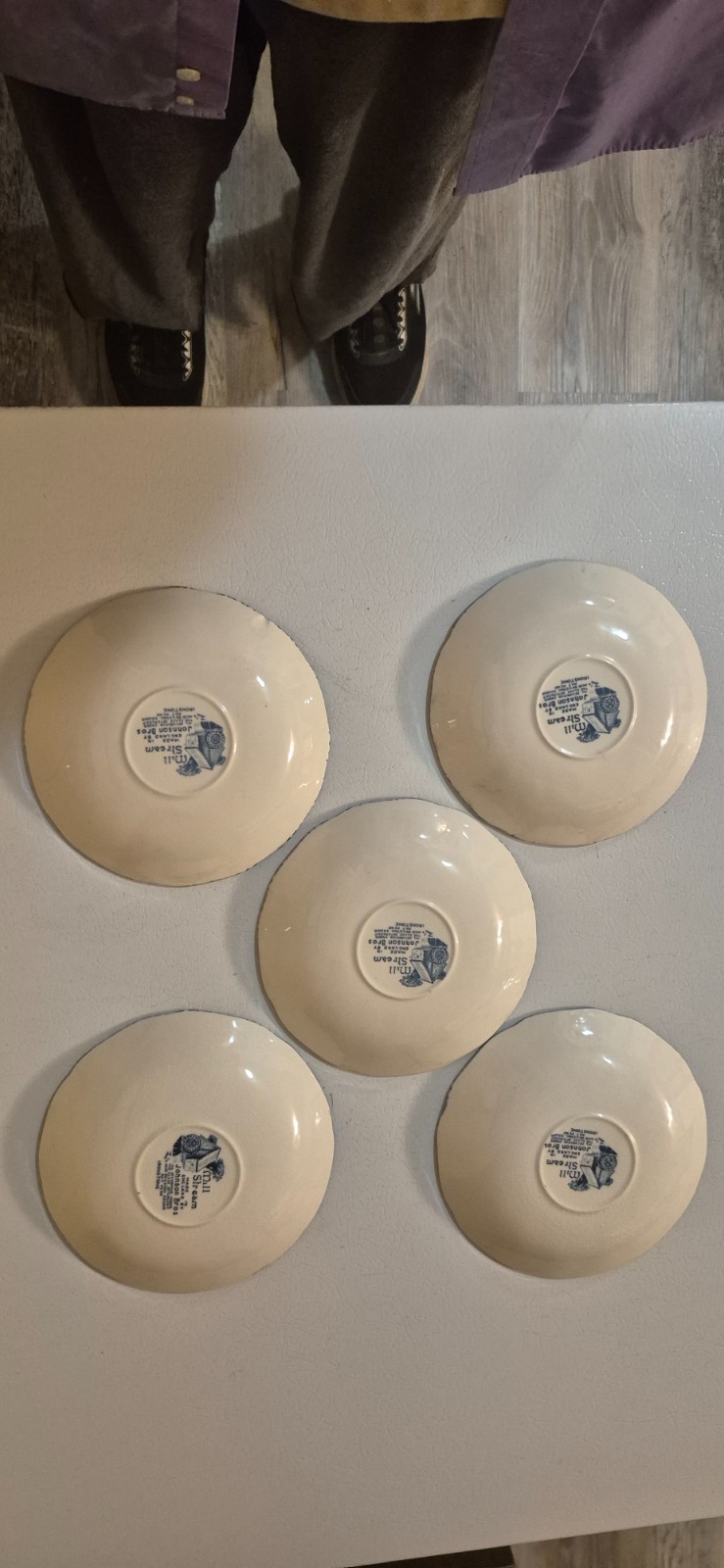 Churchill Blue Willow Saucers .. Set of 4 Churchill Blue Willow Saucers .. Set of 4