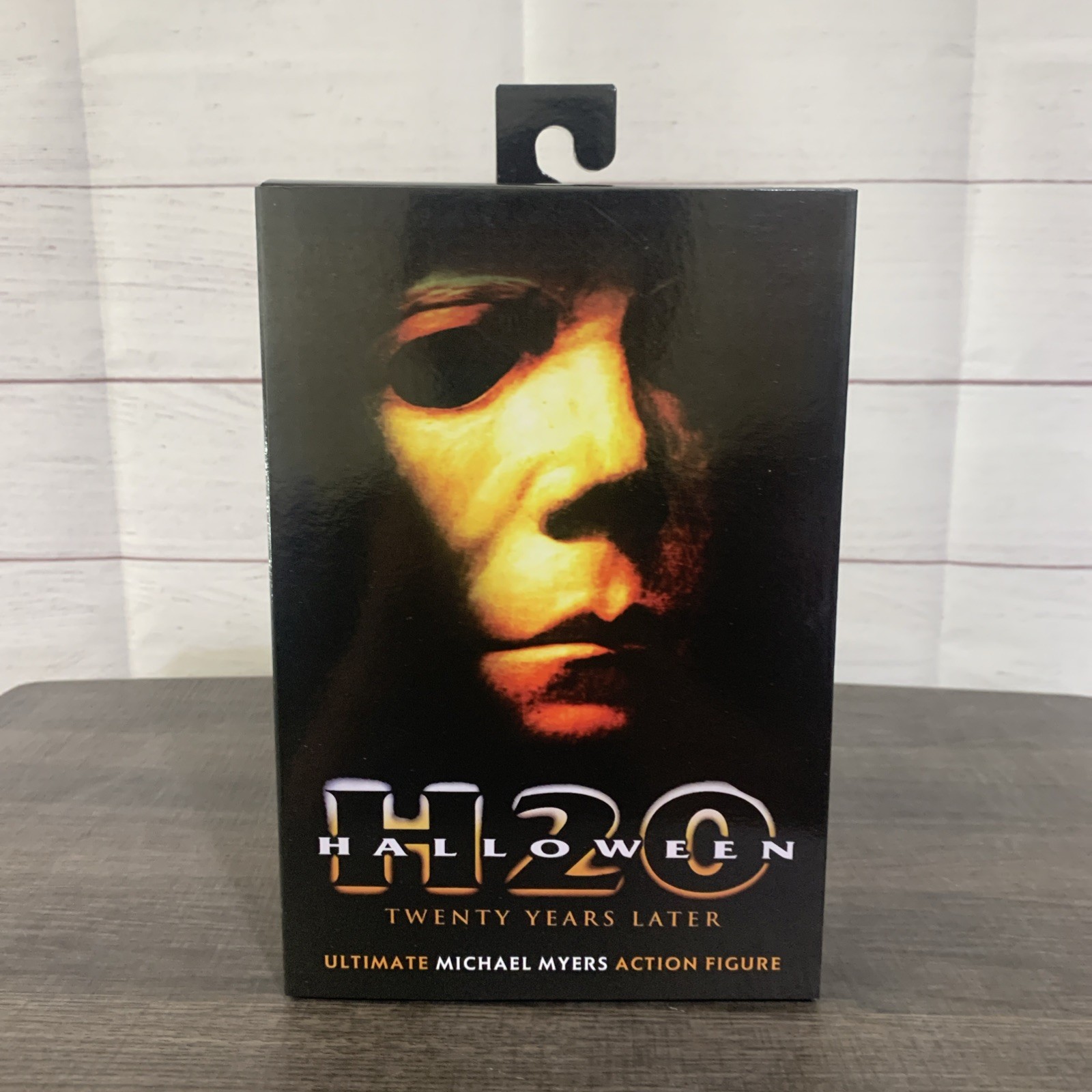 Ultimate Michael Myers: Halloween H2O, Twenty Years Later by NECA NEW & SEALED Ultimate Michael Myers: Halloween H2O, Twenty Years Later by NECA NEW & SEALED