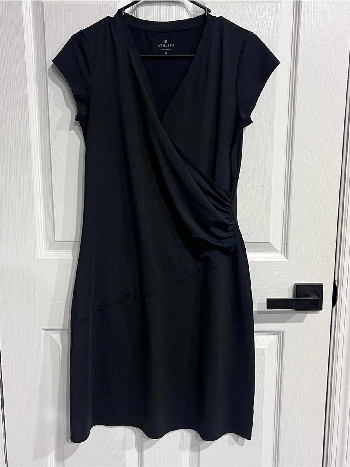 Athleta Black Wrap Front Ruched Stretch Dress Women’s Size Small