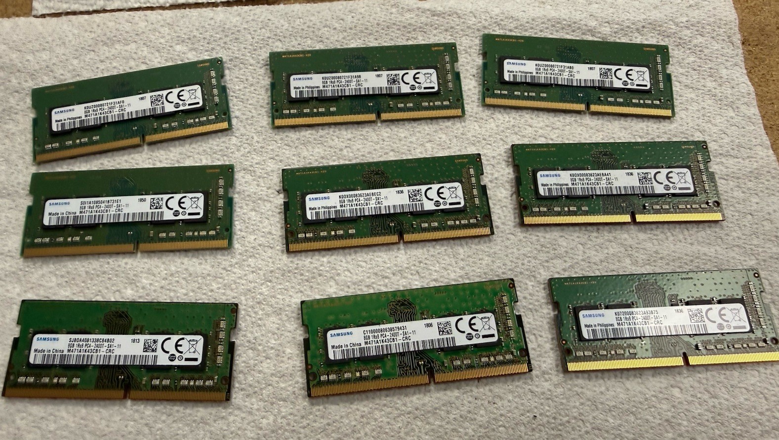 9X SAMSUNG 8GB 1RX8 PC4-2400T-SA1-11-M471A1K43CB1-CRC- MEMORY RAM 9X SAMSUNG 8GB 1RX8 PC4-2400T-SA1-11-M471A1K43CB1-CRC- MEMORY RAM