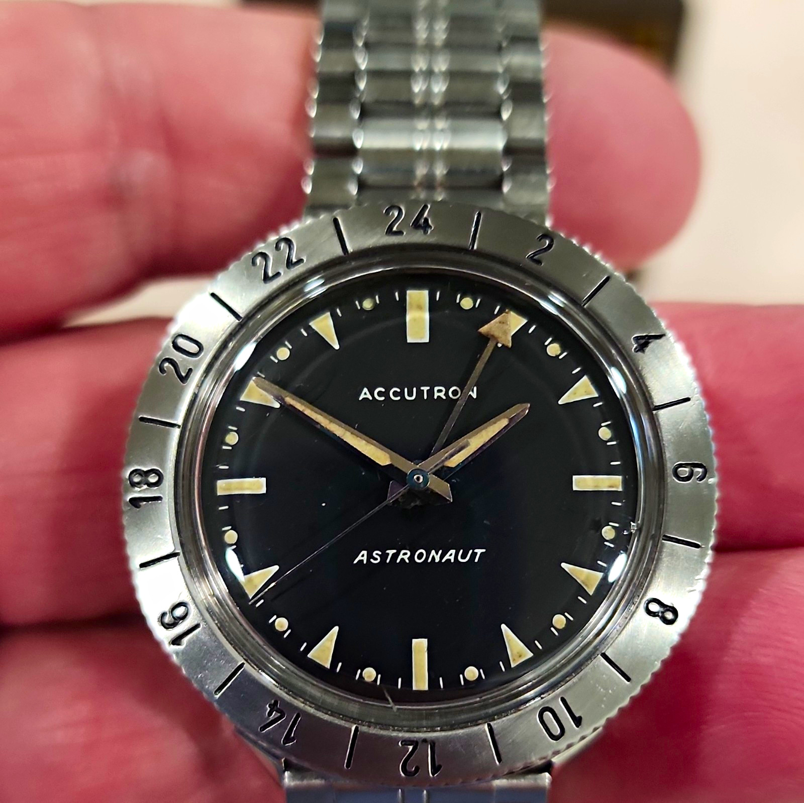 Bulova Accutron Astronaut Vintage 1960s Tuning Fork Black Dial 214 38mm Box