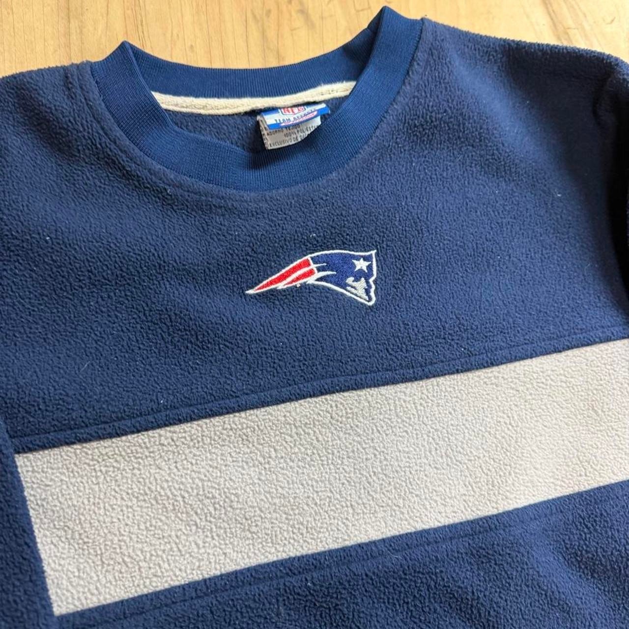 Vintage New England Patriots Reebok Fleece Crewneck Navy Blue Women Large Vintage New England Patriots Reebok Fleece Crewneck Navy Blue Women Large