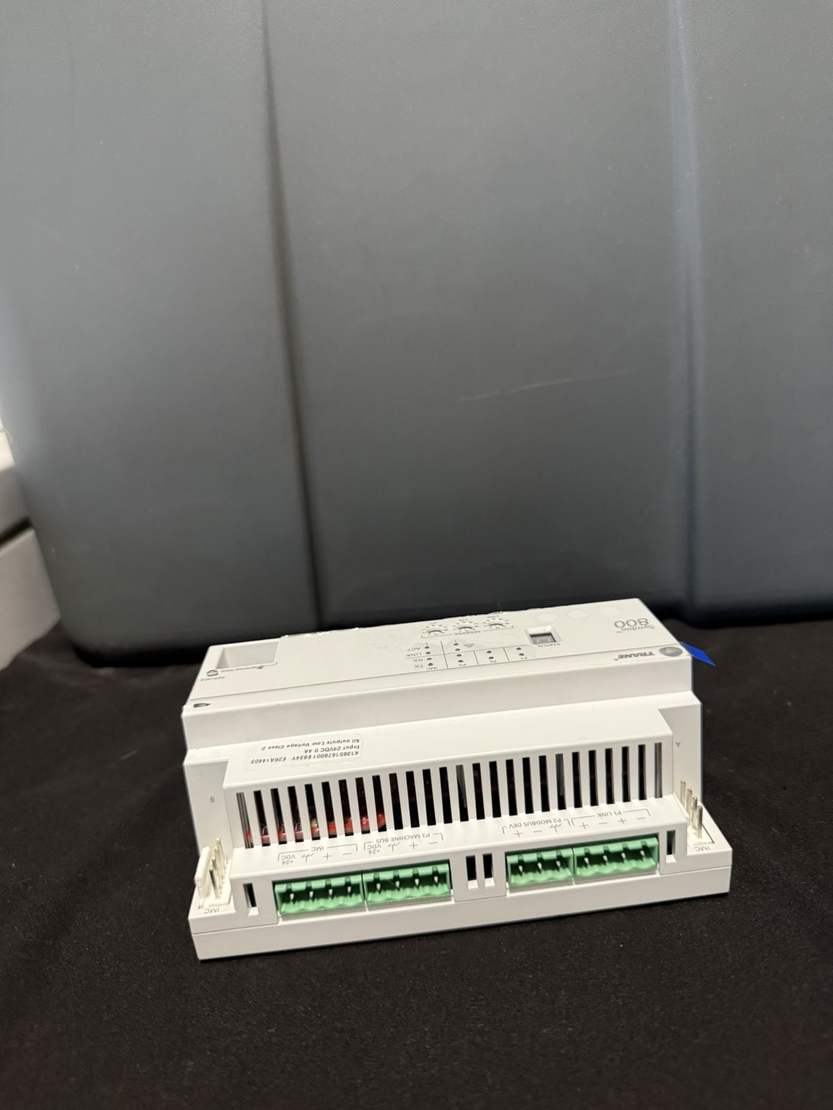 Trane Genuine Process Controller Symbio 800 X13651678001 Trane Genuine Process Controller Symbio 800 X13651678001