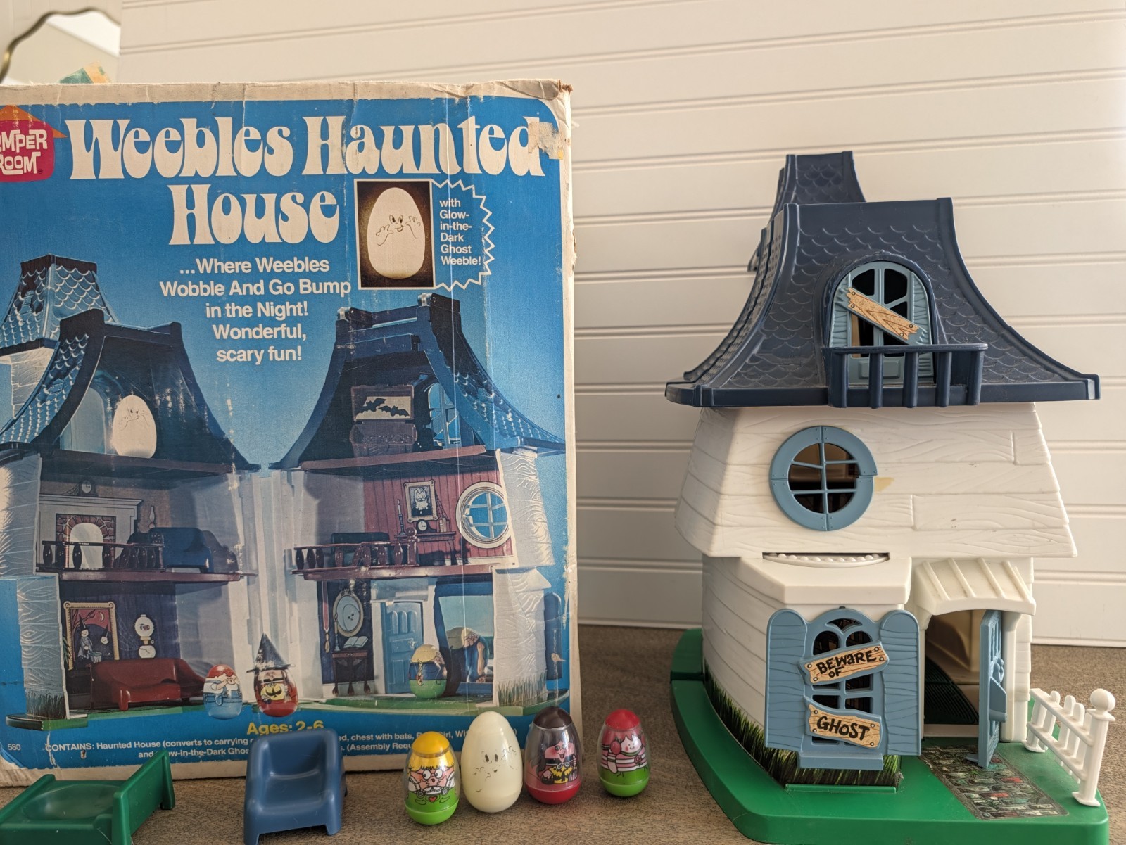 Vintage 1976 Hasbro Weebles Haunted House #580 In Box Ghost Witch Girl Bed Chair