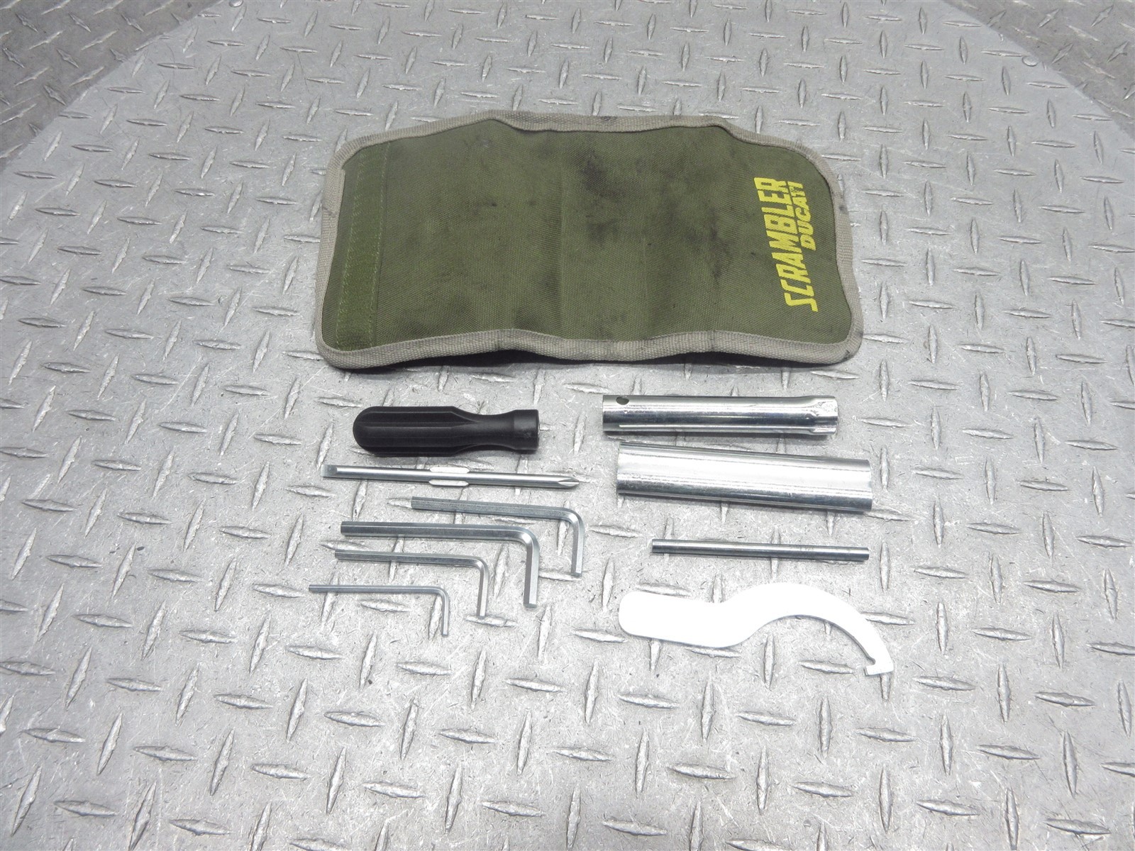 2016 15-18 Ducati Scrambler 800 Tool Toolkit Pouch Bag Onboard