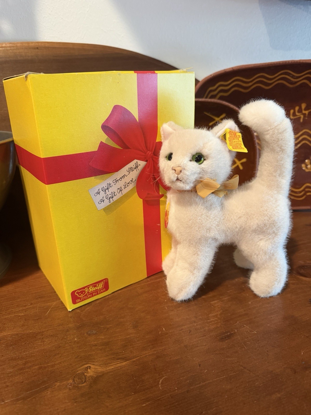 Vintage NOS Steiff Sulla Cat 2735/16 Cream Plush Button Ear Tags Germany