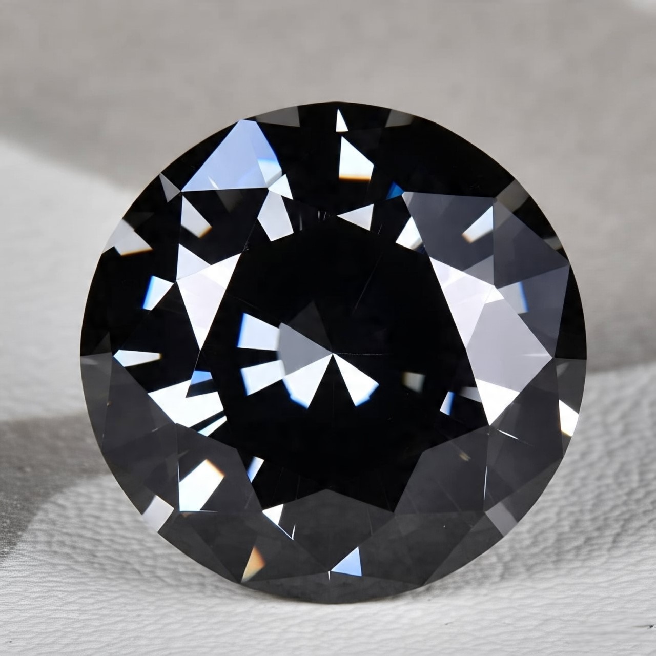 Rare Black Round Diamond 2 Ct VVS1 Loose Gemstone for Ring & Jewelry Making