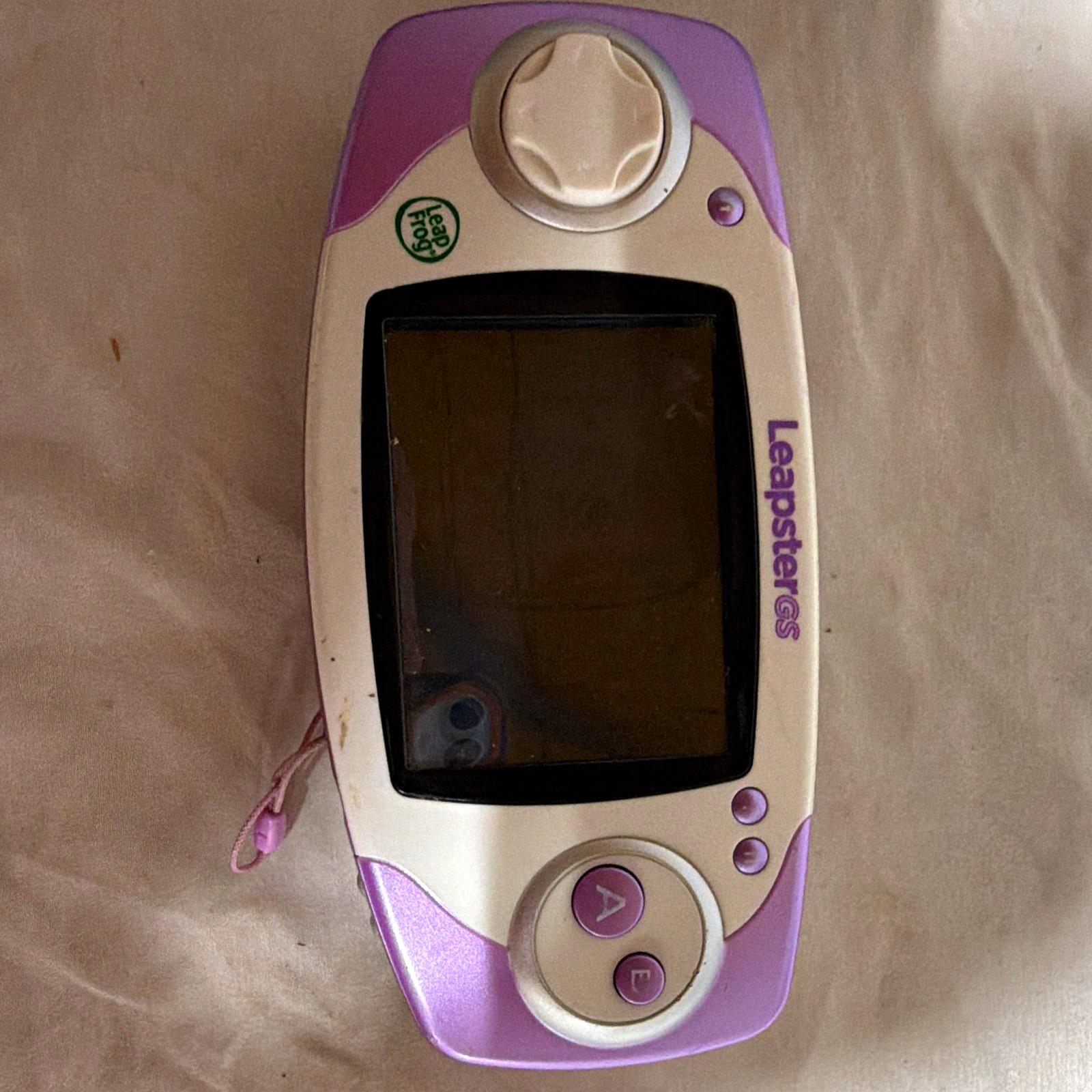 LeapFrog Leapster GS Handheld Electronic Learning Game System Purple/White LeapFrog Leapster GS Handheld Electronic Learning Game System Purple/White