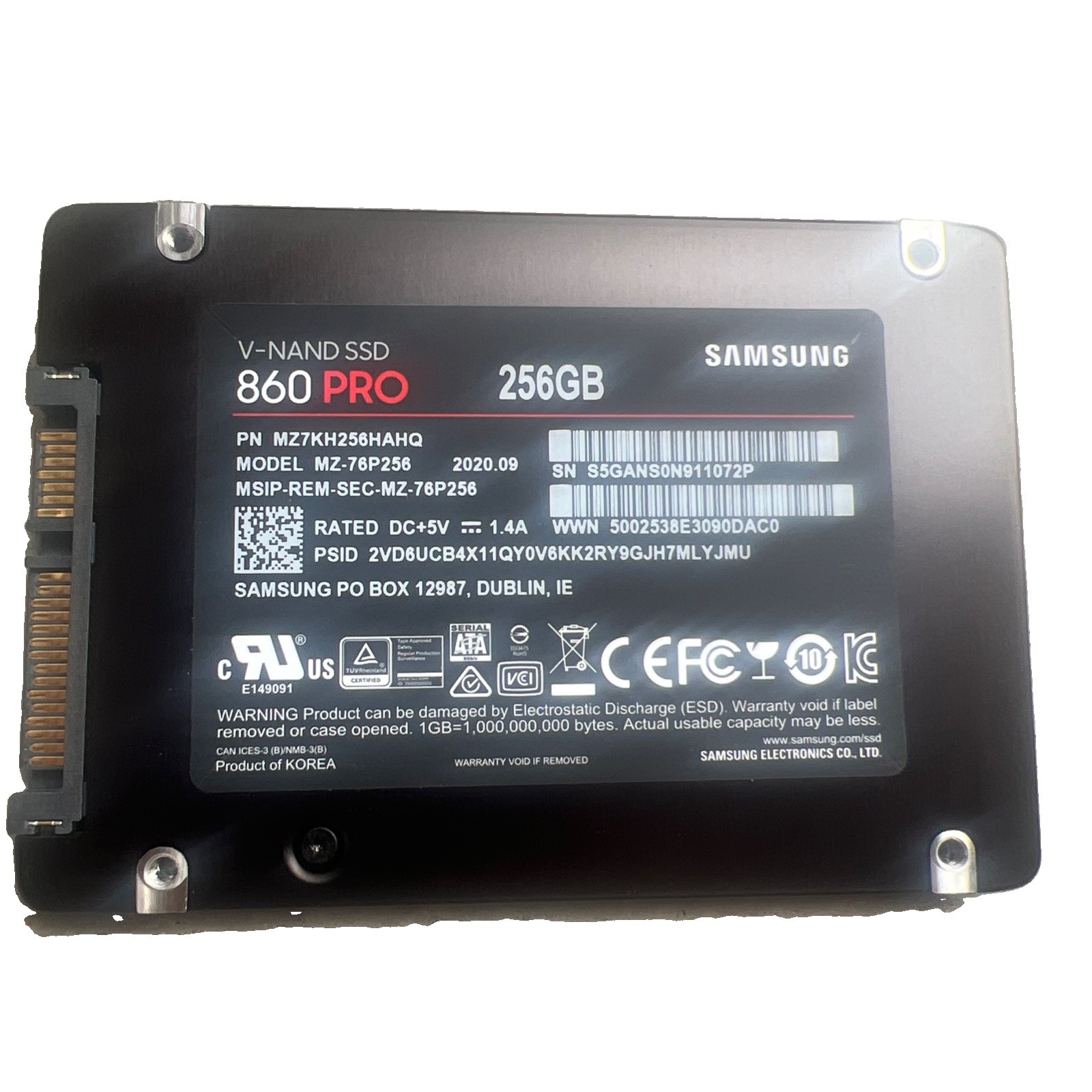 Samsung 860 Pro 256GB V-NAND SATA Solid State Drive SSD MZ-76P256 MZ7KH256HAHQ Samsung 860 Pro 256GB V-NAND SATA Solid State Drive SSD MZ-76P256 MZ7KH256HAHQ