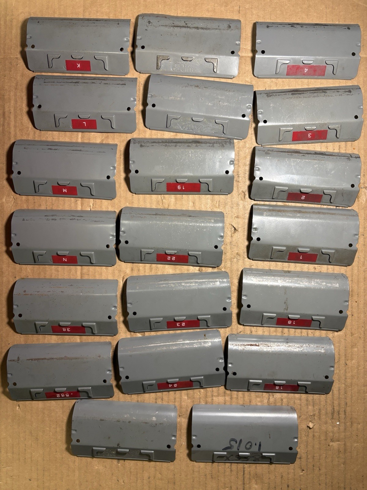 20 pc Lot of Equipto Drawer Dividers 5-3/8\ 20 pc Lot of Equipto Drawer Dividers 5-3/8\