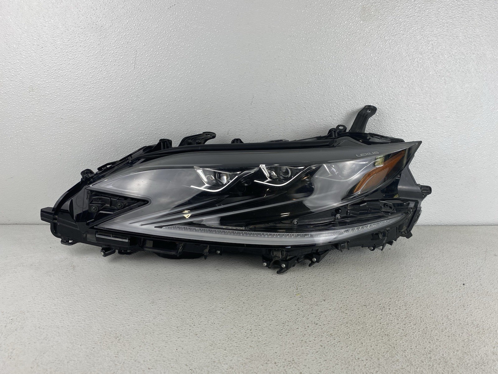 2018-2020 Lexus LS500 LS500H Triple Beam LED Headlight Left Driver Side OEM