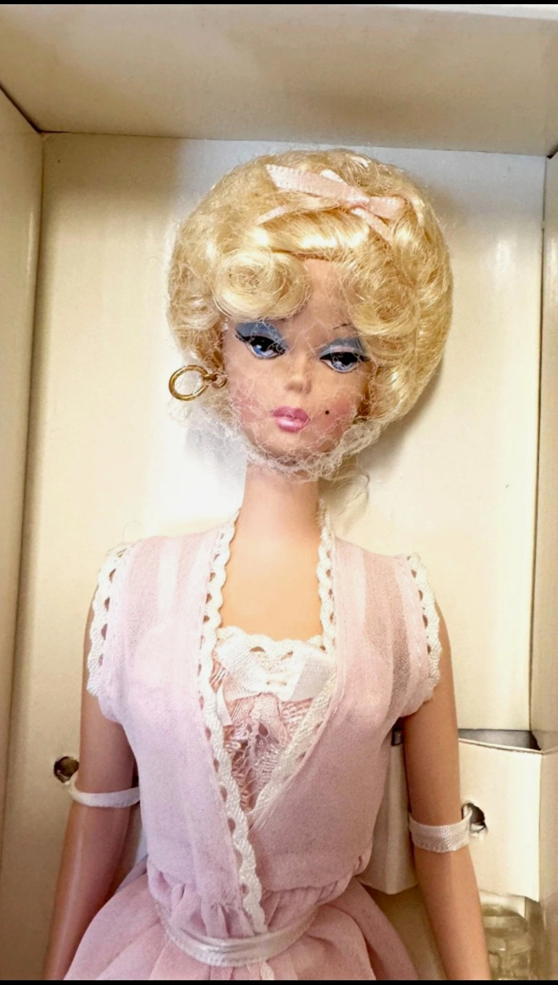 Mattel Barbie Fashion Model Collection Limited Edition Blonde Pink Dress Doll Mattel Barbie Fashion Model Collection Limited Edition Blonde Pink Dress Doll